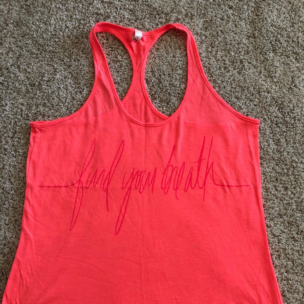 Tank top.